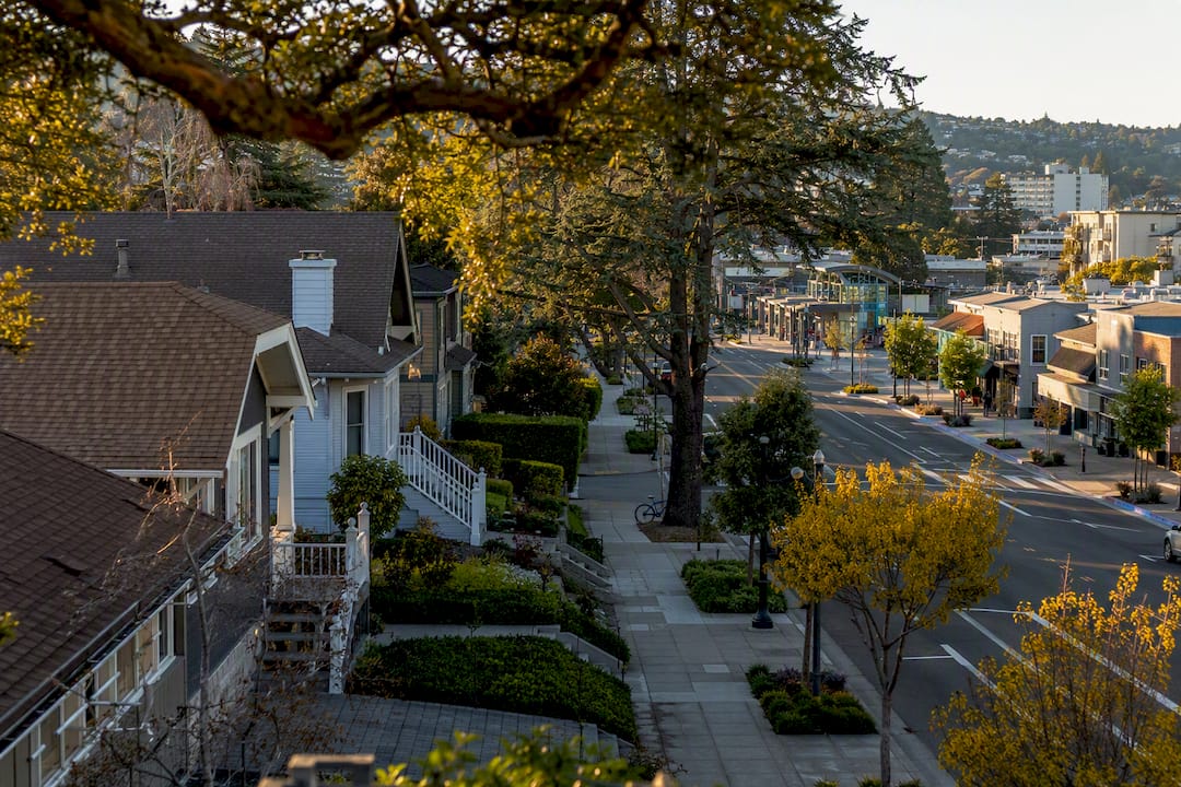 Buyers: Living in Rockridge? $1.5M Median, Two Week Sale Pace