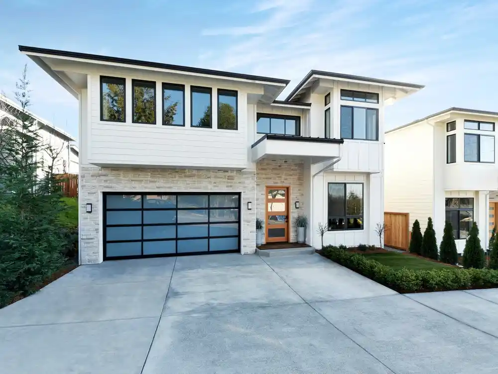 High-end property presentation